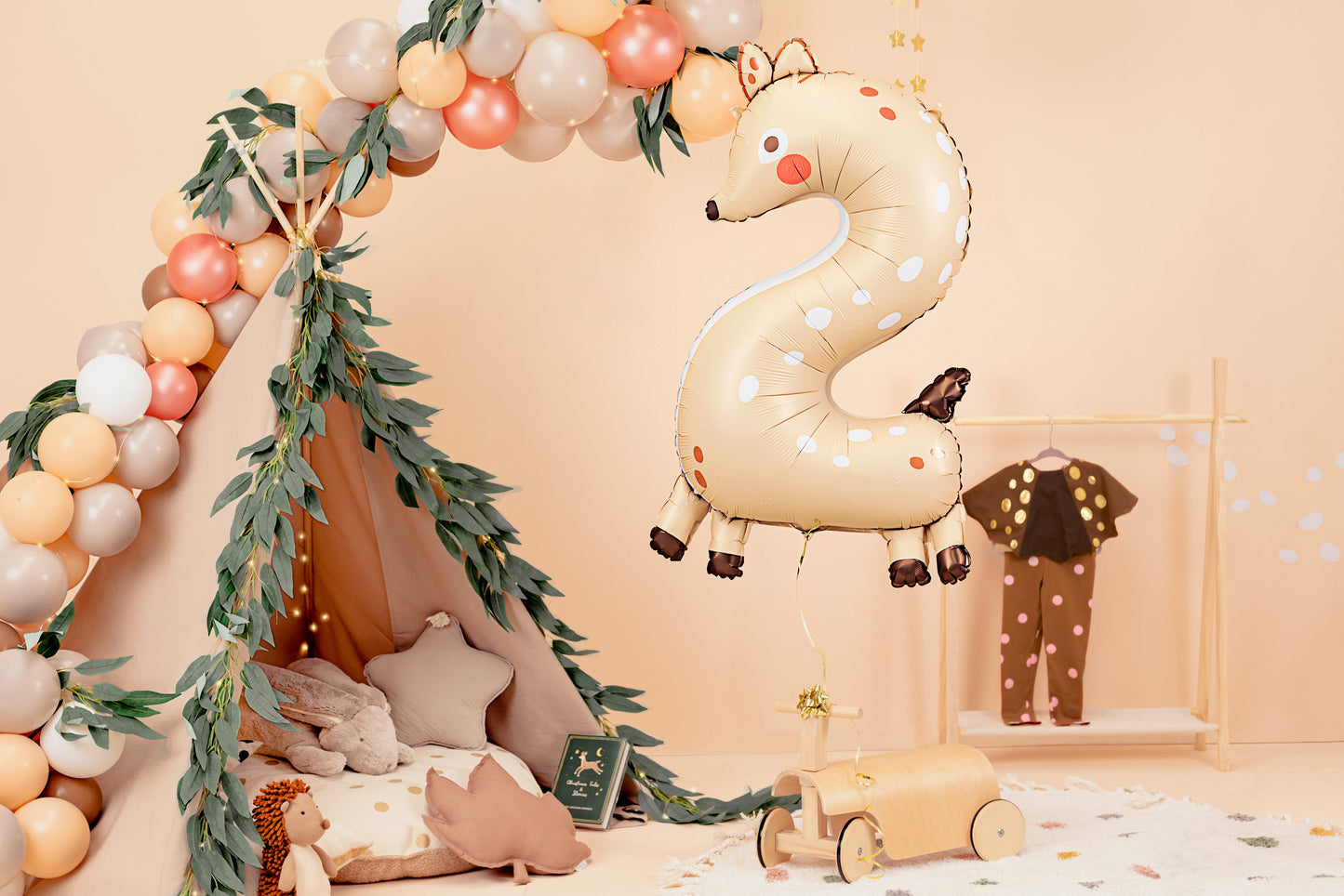 Folija balons ar ciparu 2 – Briedis, 50 × 88 cm, krāsu miksā