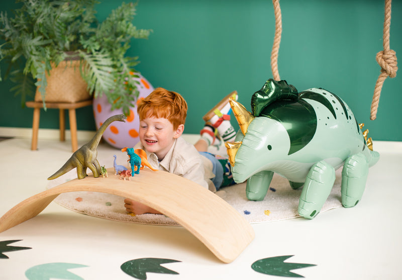 "Dinozauru ballīte" pinterestīgs ballīšu komplekts, vērtība 50.70 eur (70 produkti)