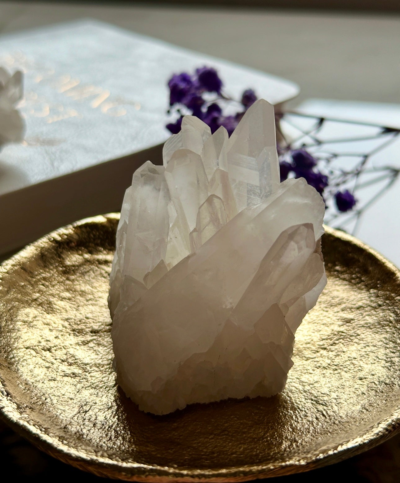 Clear Quartz Crystal cluster🤍 210 grams