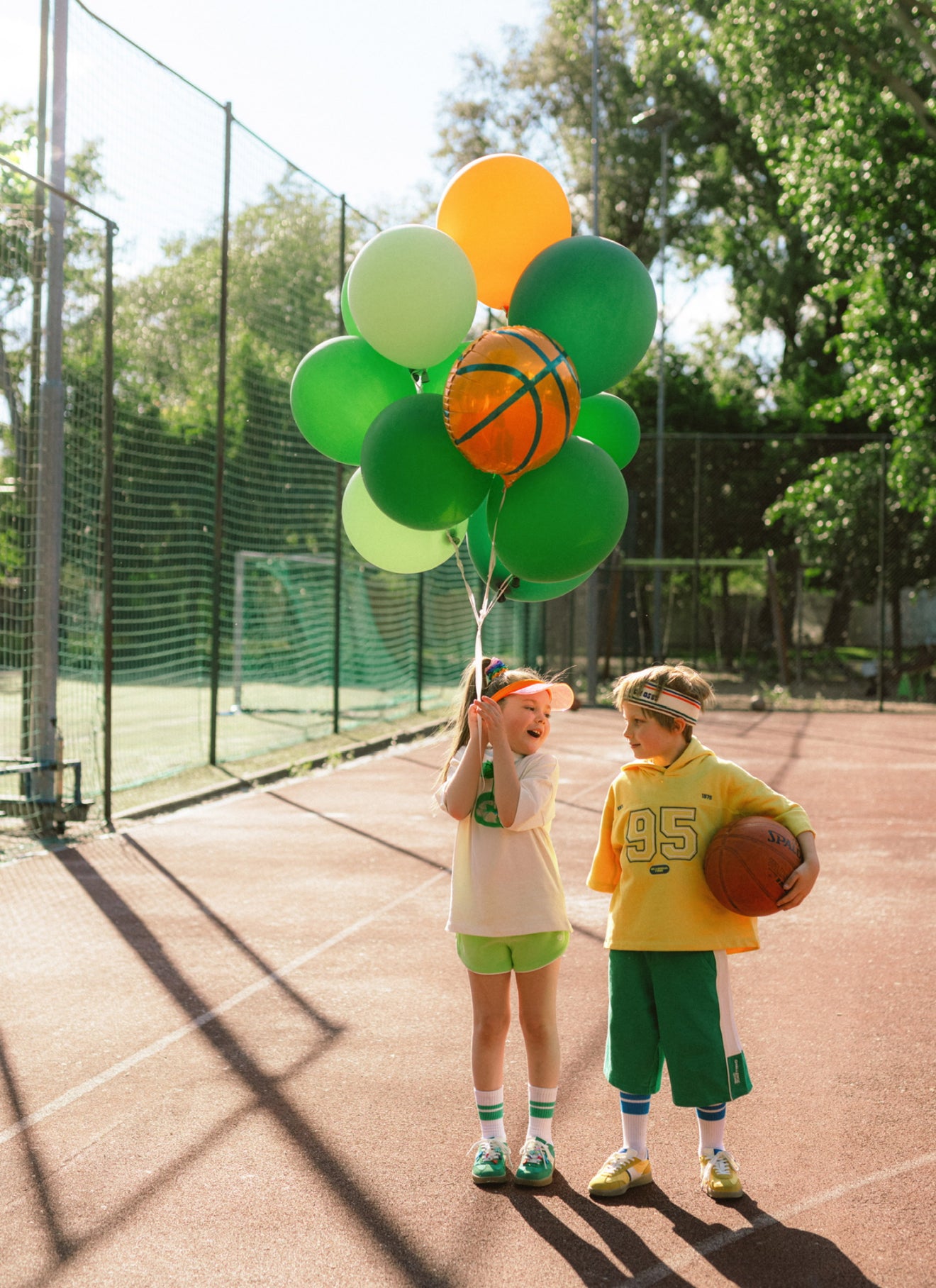 Folijas balons basketbola bumbas formā, 35 x 35 cm, krāsu miks