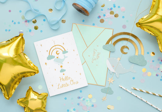 Kartīte ar karājošu dekoru “Valis”, gaiši tiffany zilā, 14 × 20 cm