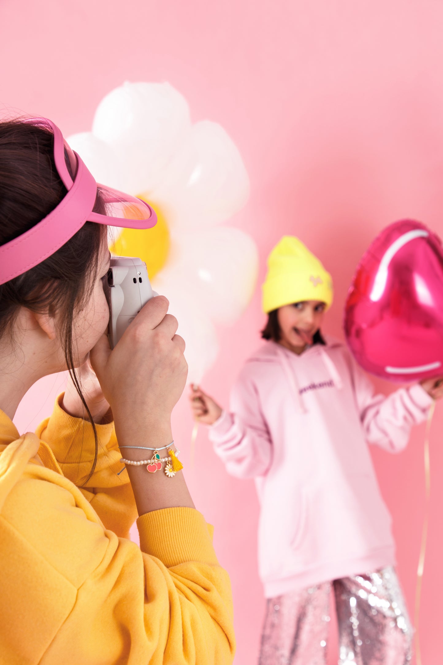 Kartīte ar noņemamām rokassprādzēm “Labākās draudzenes”, 10,5 × 14,8 cm