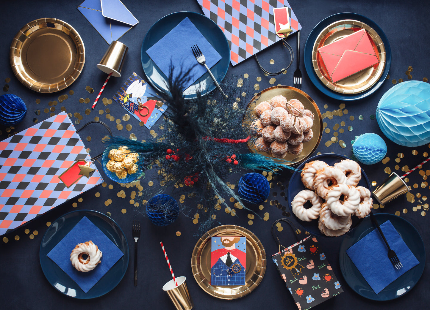 Kartīte ar noņemamu atslēgu piekariņu “Supervaronis”, 12 × 16 cm