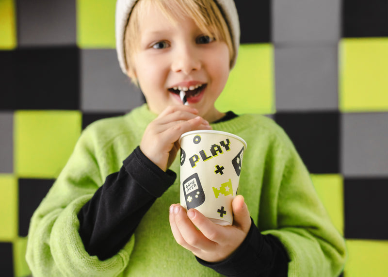 "Geimeru ballīte" pinterestīgs ballīšu komplekts, vērtība 49.40 eur (54 produkti)